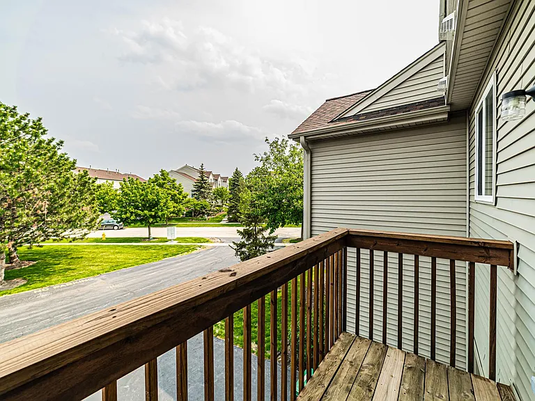 1060 Ellsworth Dr — Photo 20