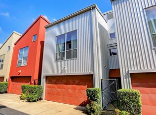 832 Robin St, Houston, TX 77019