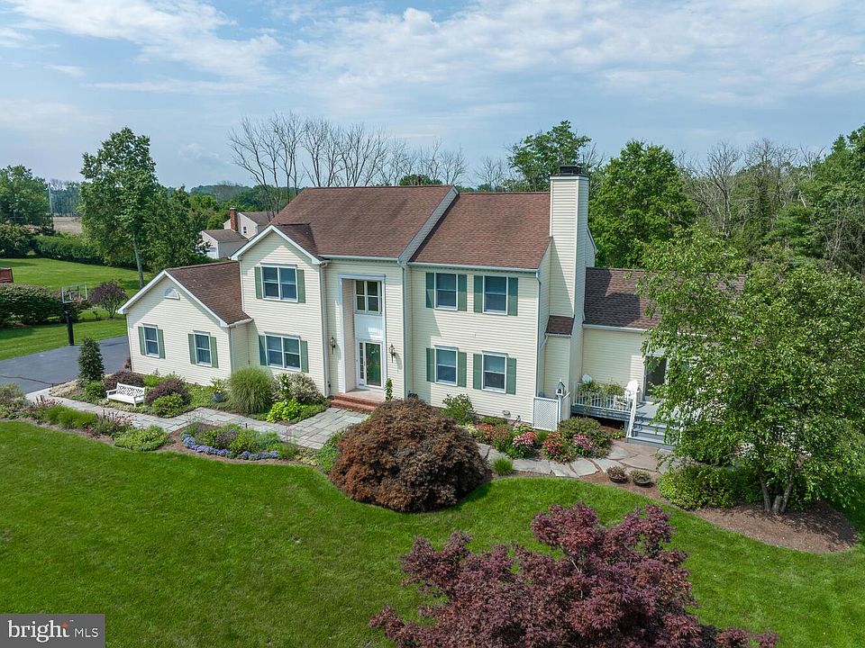 3 Sunflower Ln, Ringoes, NJ 08551 Zillow