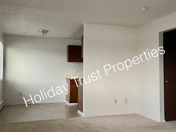 422 East Bay
