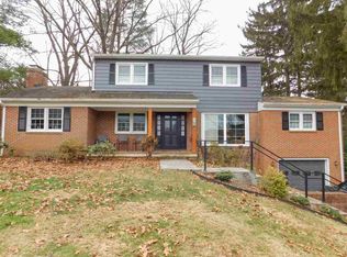1104 Preston Dr, Staunton, VA 24401