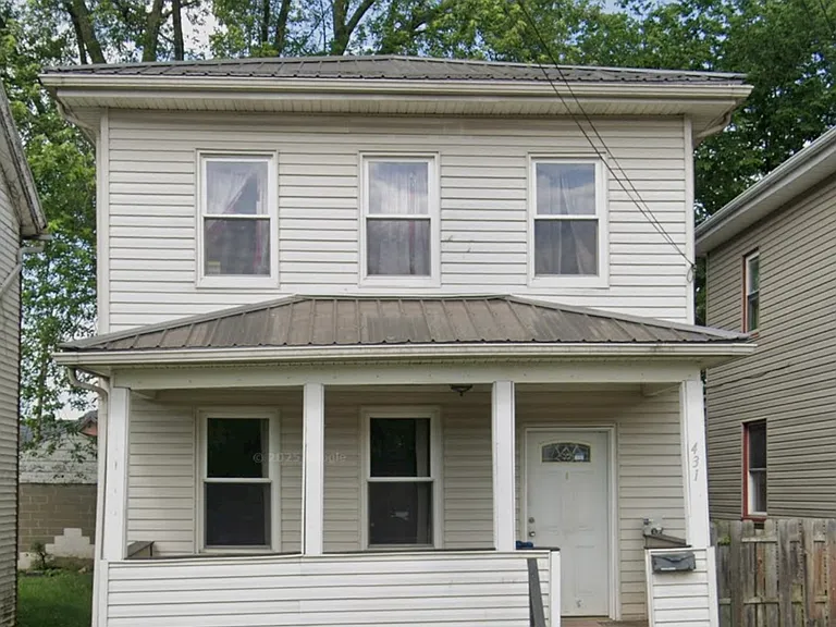 431 Albright St SE — Photo 1