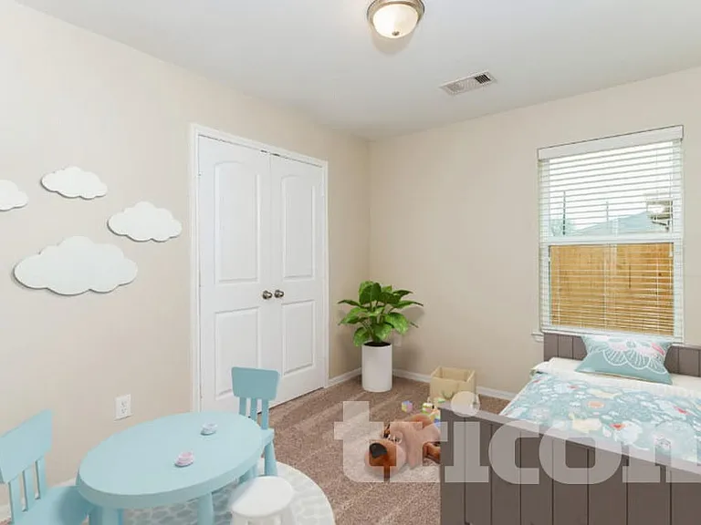 333 Summer Horse Dr — Photo 12