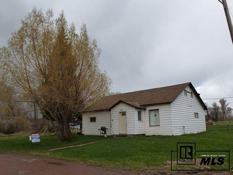 1st image of 264 Moffat Ave
