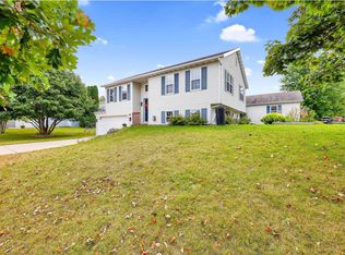 200 E Parkview St, Cottage Grove, WI 53527