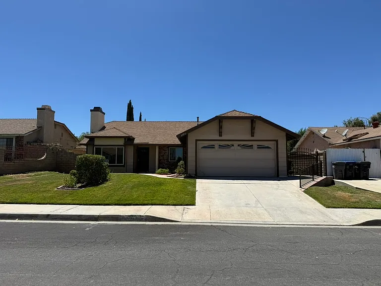 37751 Silk Tree Ln — Photo 12