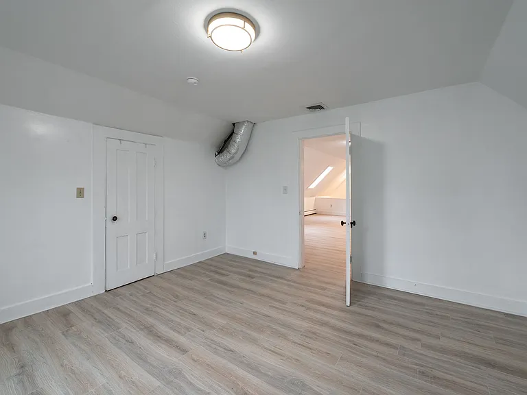 115 Foster St #2A — Photo 10