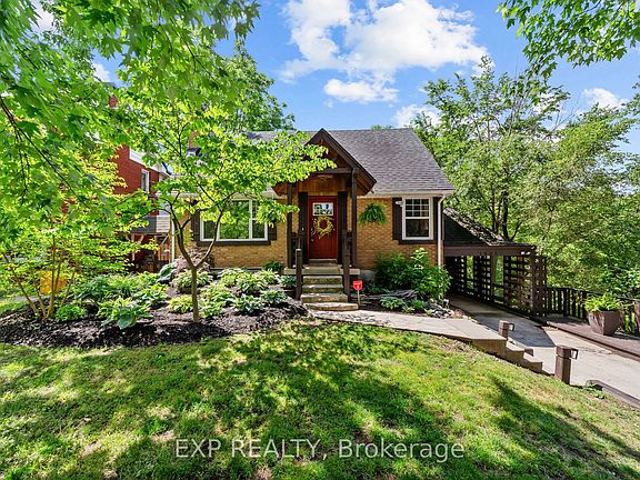 2nd image of 1095 Hamilton Rd