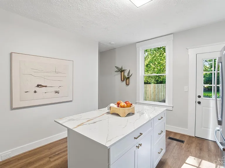5312 Ravenna St — Photo 8