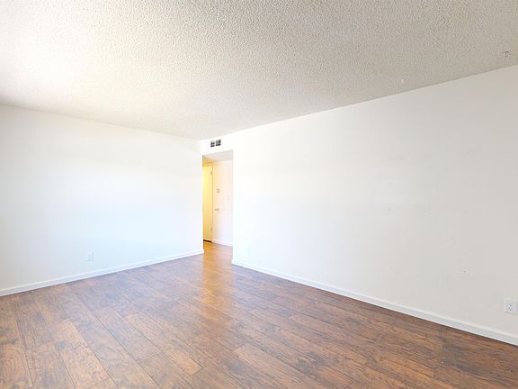 3rd image of 330 Bird St #21