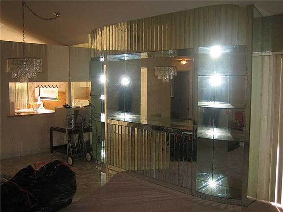 4th image of 500 SW 113th Way #500