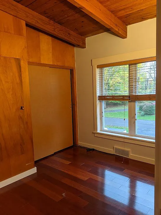 3 bed, 1298 sqft, $3,000 — Photo 3