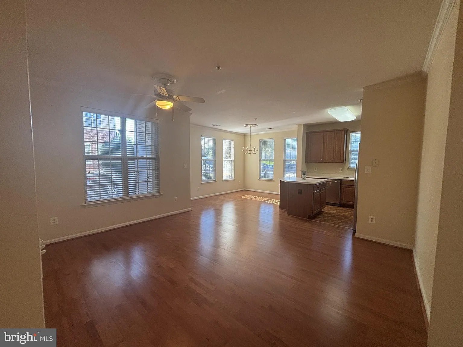 21197 McFadden Sq — Photo 4