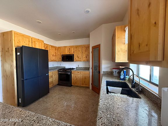 3rd image of 3402 W DORSET Lane