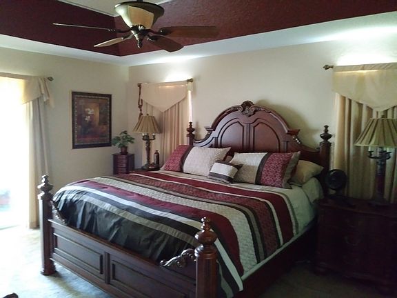 4th image of 1500 NE 34th St