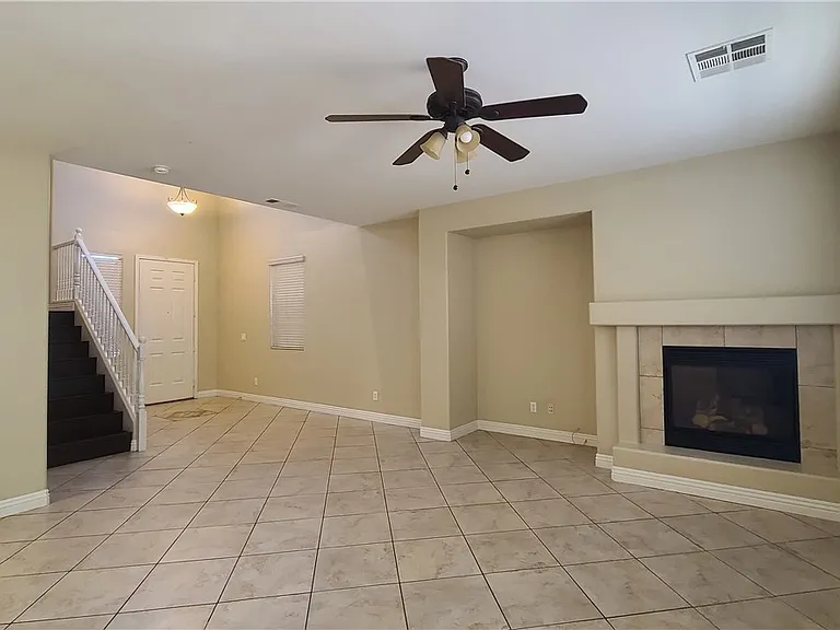 7449 W Mistral Ave #0 — Photo 7