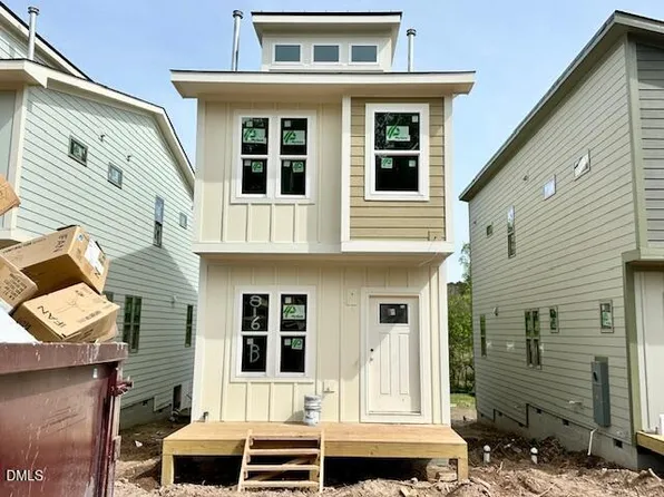 816B Carter Ave, Durham, NC 27703