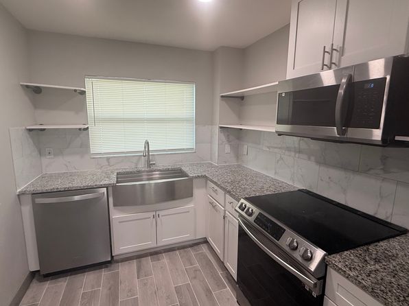 1028 Apollo Beach Blvd APT 104