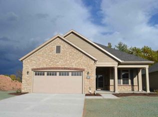 3470 Peppergrass Dr, De Pere, WI 54115