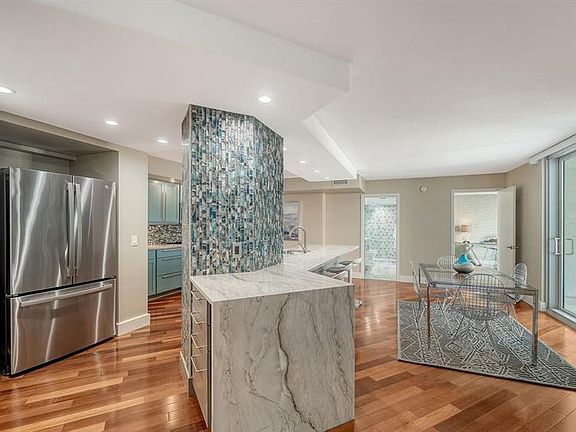 4th image of 1111 N Gulfstream Ave APT 4E