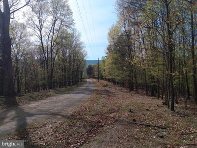 83 Round Top Ln, Berkeley Springs, WV, 25411