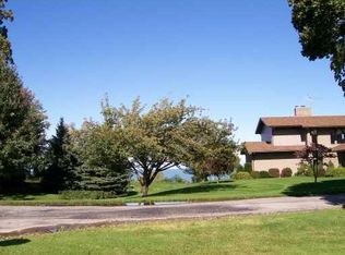150 S Lakeside Dr, North East, PA 16428