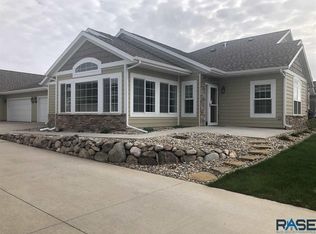 5604 E Eastbridge Pl, Sioux Falls, SD 57110