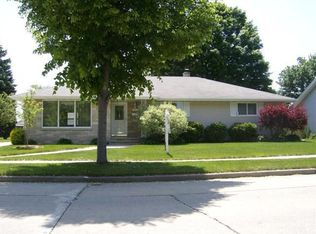 1515 E Pershing St, Appleton, WI 54911