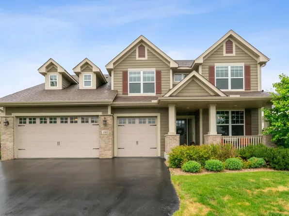 1482 Camden Ridge Dr, Chanhassen, MN 55317