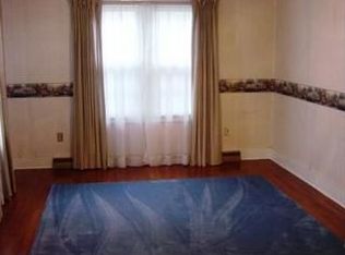 712 W Butler St, Olney, IL 62450