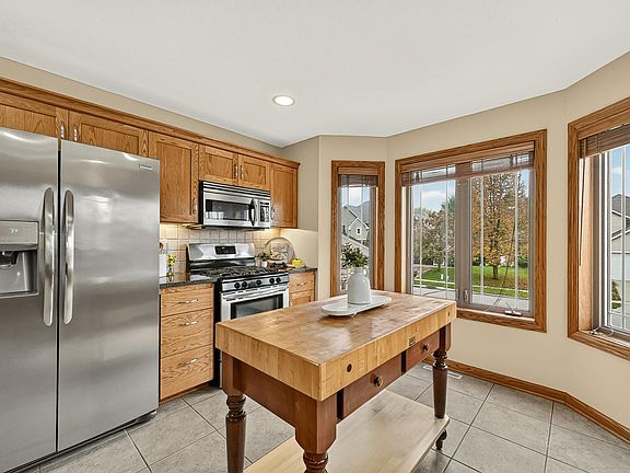 4th image of 3588 Hart Ln SW