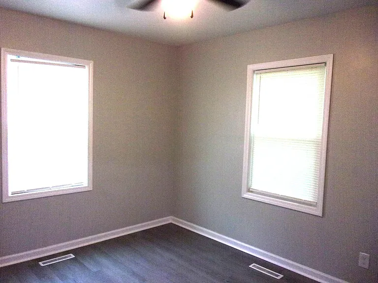 247 Barber St — Photo 7