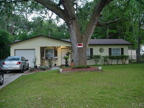 2nd image of 303 N Madison Dr