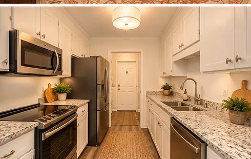 2 bed, 848 sqft, $1,195 — Photo 3