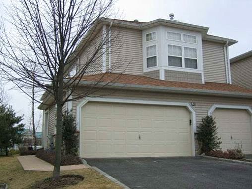 1st image of 33 Sagamore Dr