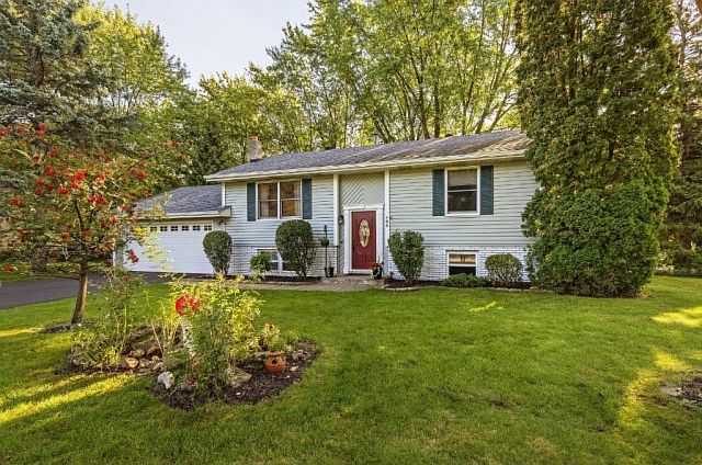 1st image of 405 Maryknoll Dr