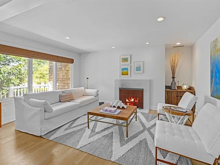 58 Bayfield Ln — Photo 5