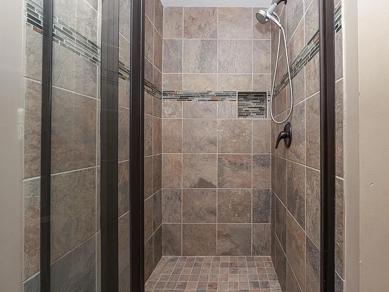 4669 Sierra Creek Dr — Photo 43