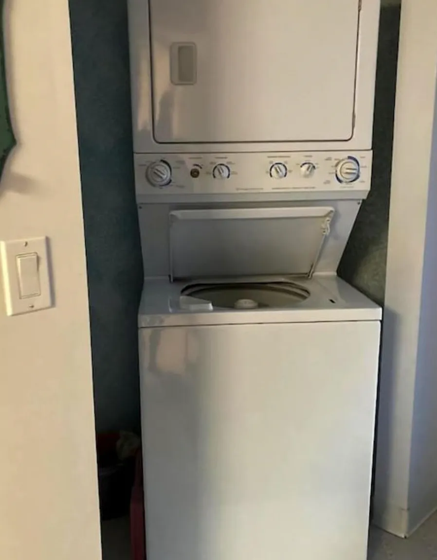 2 bed, 800 sqft, $750 — Photo 2