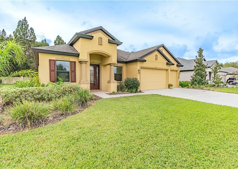 1st image of 4920 Lago Vista Cir