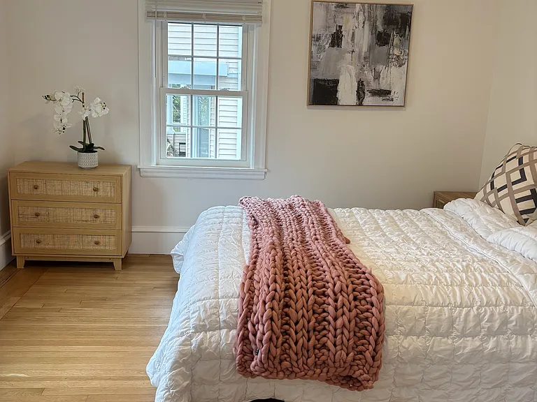 60 Sargent Ave — Photo 8