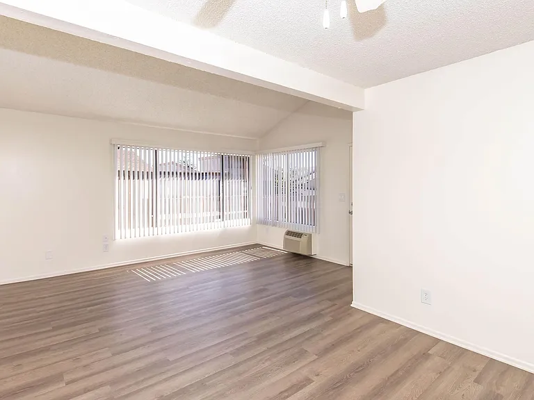 Eastwood Apartment Homes — Photo 51