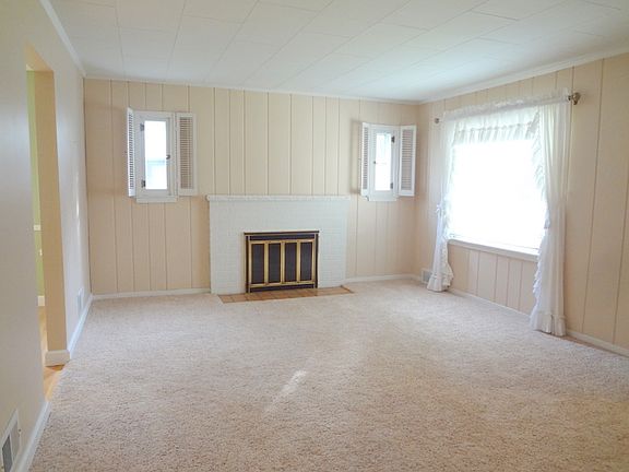 2nd image of 3122 Westwood Ave