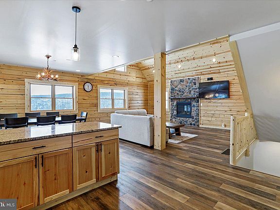 2nd image of 957 N Camp Rd