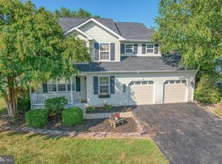 318 Hoffeckers Mill Dr, Smyrna, DE 19977