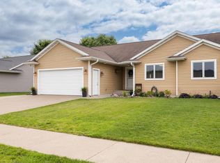 1106 Huntington St, Holmen, WI 54636