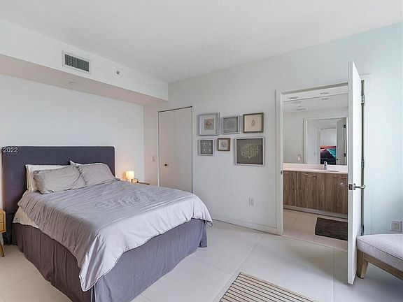 5th image of 501 NE 31st St #2619