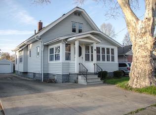 945 Stanwood Ave, Akron, OH 44314