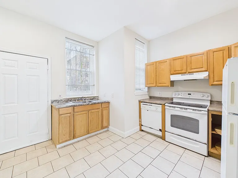 1519 N Bouvier St — Photo 5