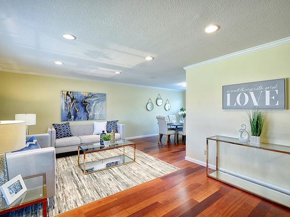 4th image of 2726 Glen Amador Ct